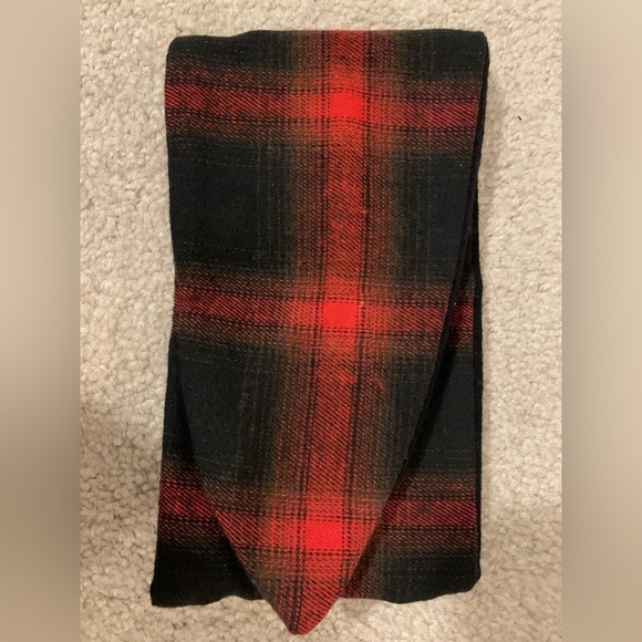 NWOT Wired Up Winter Red Plaid Headband - Picture 2 of 3